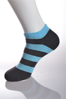 Faites pour commander les chaussettes courantes d'hiver, chaussettes courantes sans couture de différentes couleurs
