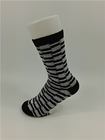 Chaussettes du coton des enfants tricotés par noir, anti chaussettes blanches de coton du glissement 100 respirables