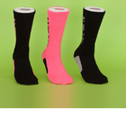 Anti- socquettes roses en nylon répugnantes de sports pour des enfants/adultes