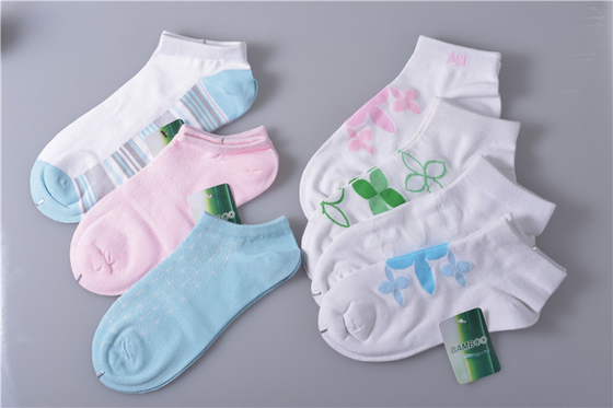 Gardez les chaussettes organiques chaudes de bébé avec la fibre antibactérienne, bonnes chaussettes de bébé garçon d'élasticité